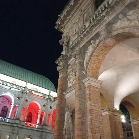 San Silvestro, Sentiti A Casa Nel Cuore Di Vicenza, Citta' Unesco Vicenza